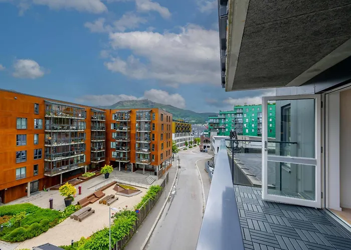 Roomsly - Flat With Private Balcony Appartement *