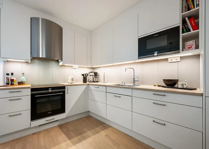 Appartement Roomsly - Flat With Private Balcony *