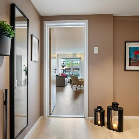Appartement Roomsly - Flat With Private Balcony Bergen